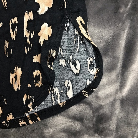 DELETTA | ANTHROPOLOGIE racerback tank split strap - Picture 6 of 9